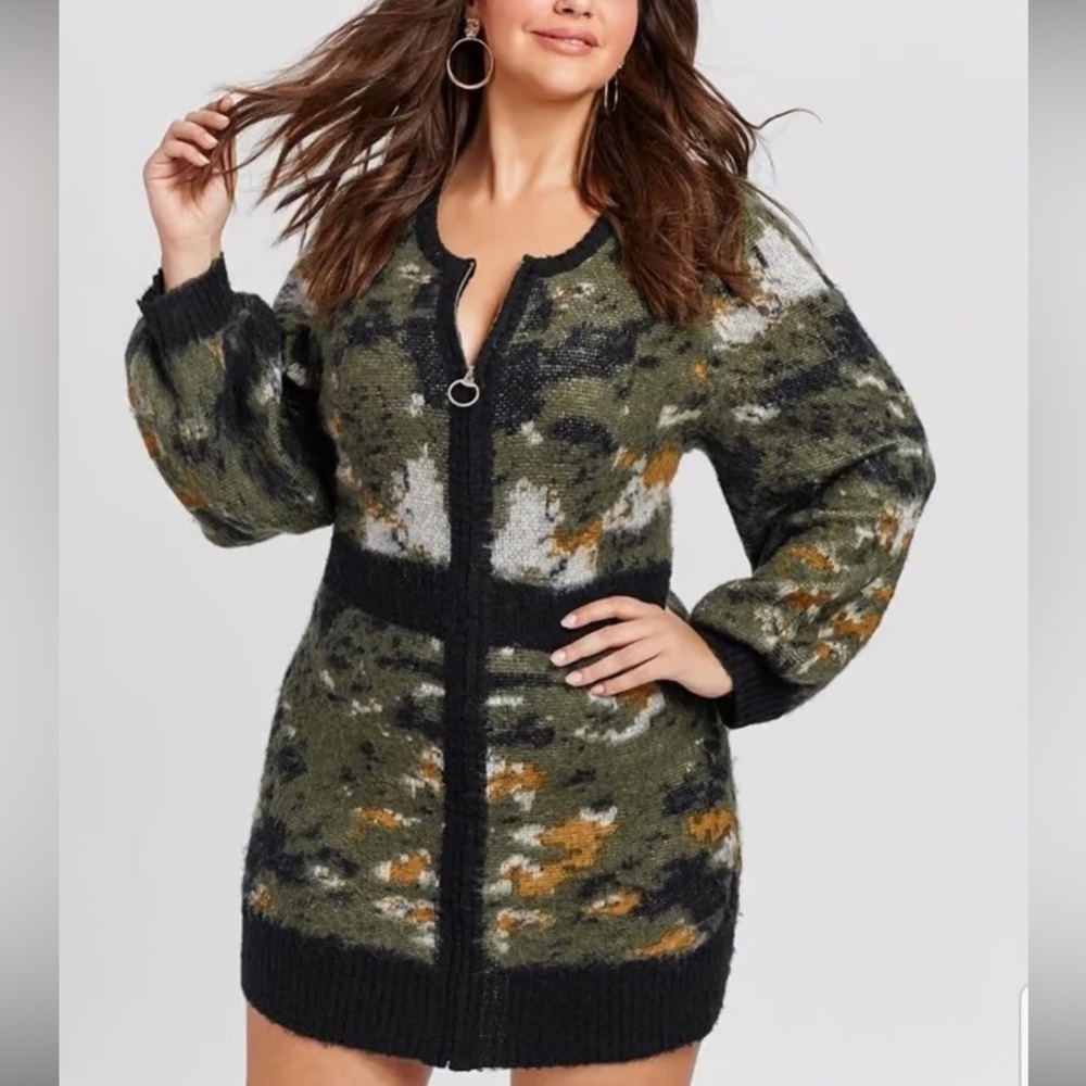 Venus Green Camouflage Style Fuzzy Long Sleeve Dress, size Large